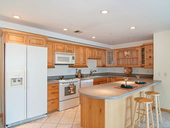 5th image of 3991 Crown Point Dr Unit P11