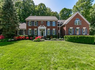 9325 Megan Ct, Mentor, OH 44060