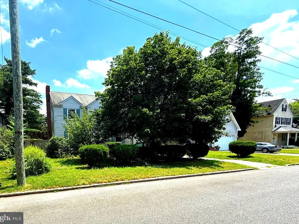515 Hickory Ln, Seaford, DE 19973