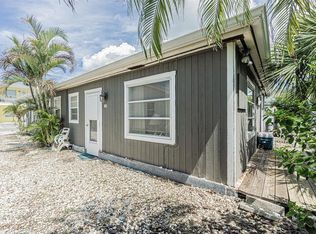 120 177th Ave W, Redington Shores, FL 33708