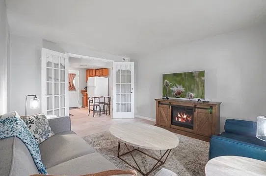 1 bed, 1834 sqft, $1,750 — Photo 1