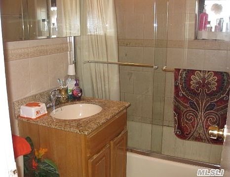 4th image of 29-10 137th St APT 4G