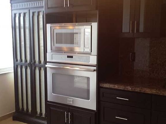 4th image of 18081 Biscayne Blvd #8044