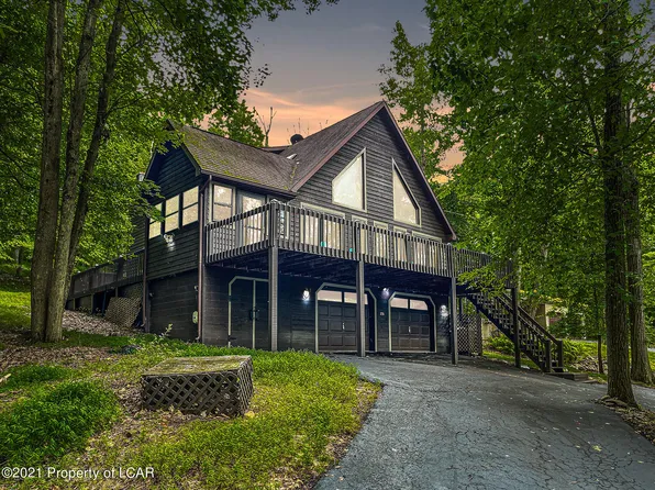251 Avalanche Ln, Drums, PA 18222