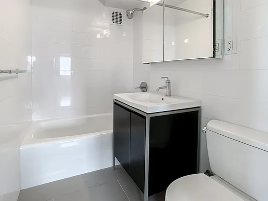 Rented by Halstead Real Estate | media 41