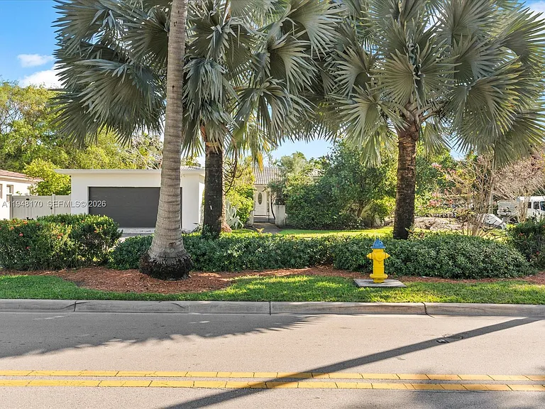 201 Golden Beach Dr — Photo 35