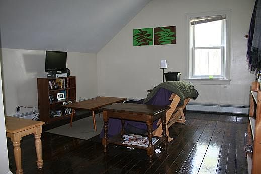 4th image of 24 Tuxedo Ave #3