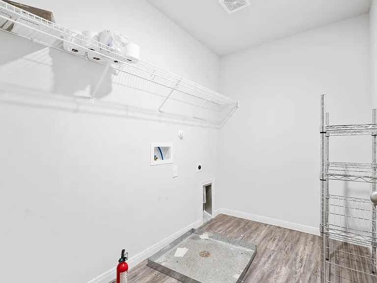 10679 Penelope Way — Photo 24