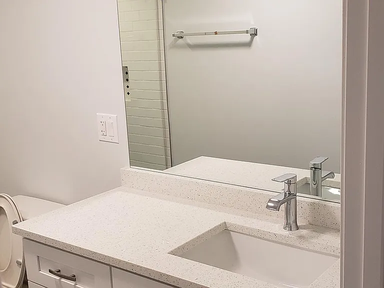 1614 N Sedgwick St #1 — Photo 11
