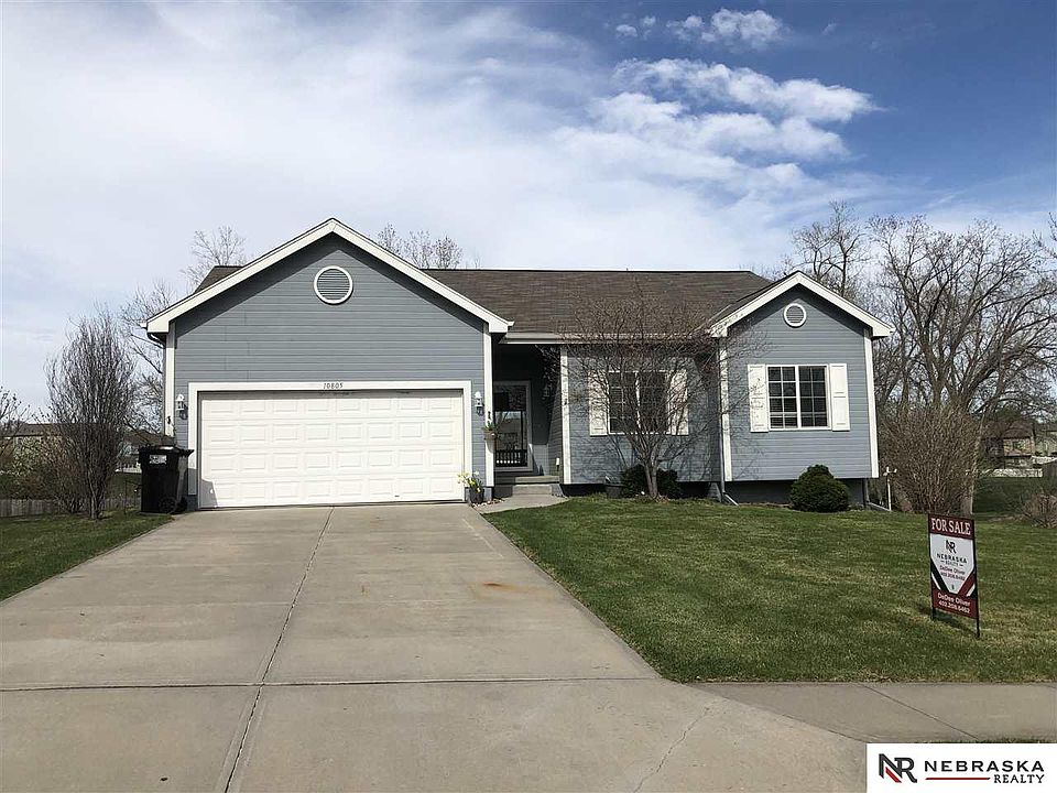 1st image of 10805 Winding River Dr