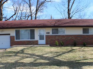 9804 Duke Dr, Saint Louis, MO 63136