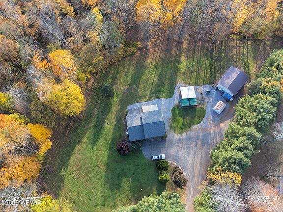 5th image of 295 Beech Ridge Rd