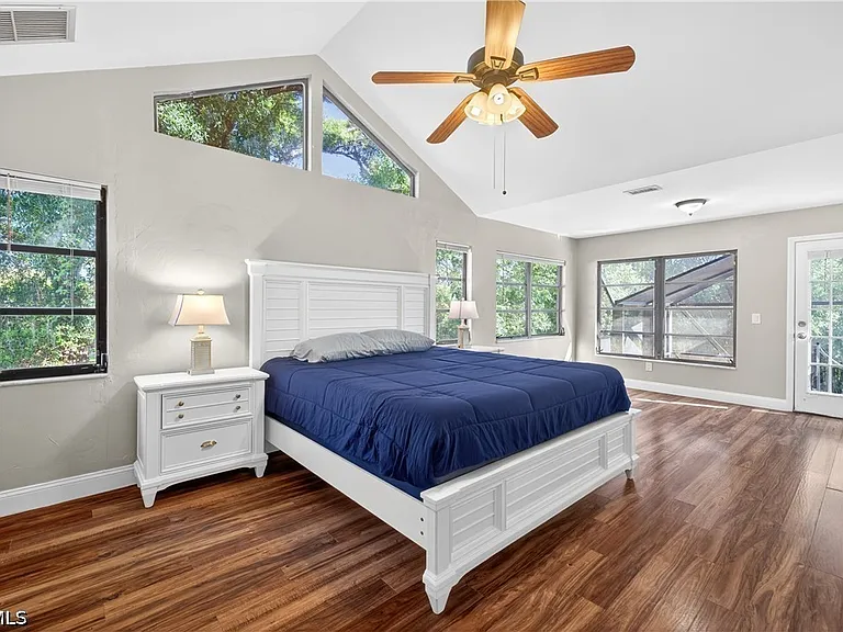 1576 Beechwood Trl — Photo 30