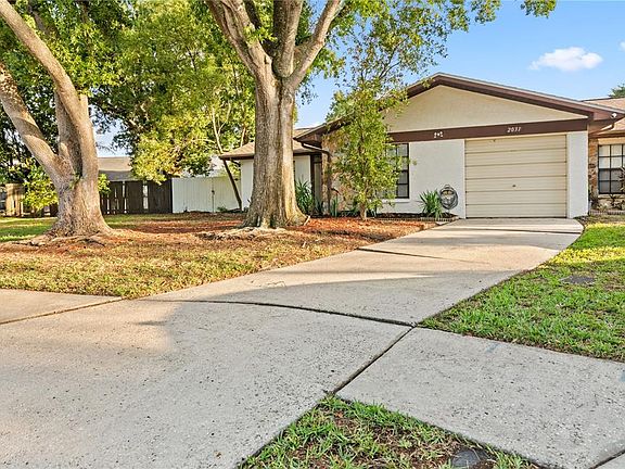 3rd image of 2031 DOVER COURT