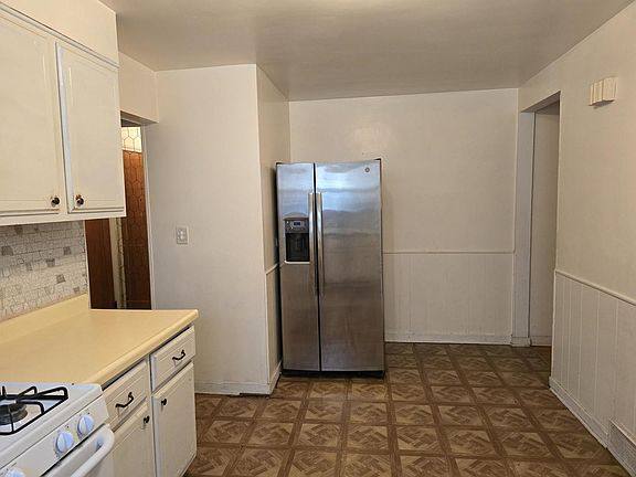 5th image of 9029 Lacrosse Ave #1B