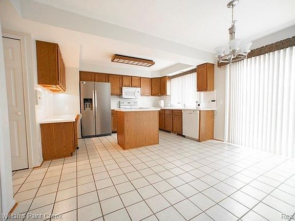 5th image of 1447 Oakstone Dr