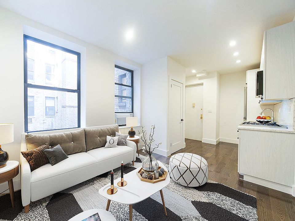 1st image of 152 Thompson St APT 3A