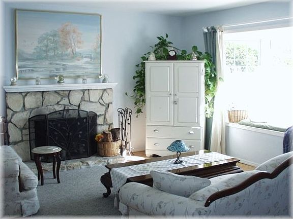 Living room to window