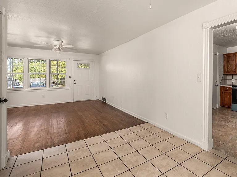 831 NW 33rd St — Photo 9