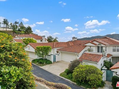 2042 Palisades Dr, Pacific Palisades, CA, 90272