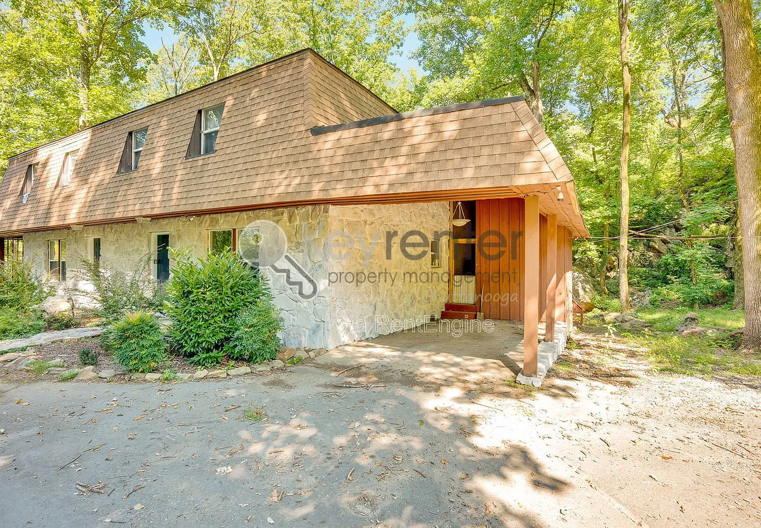 3 bed, 2.0 bath, 1344 sqft, $1,645 — Photo 1