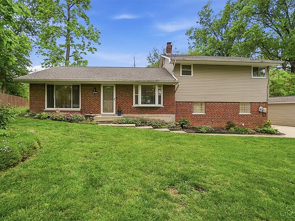 3rd image of 475 Craig Rd
