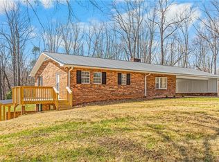 435 Seven Island Rd, Danbury, NC 27016