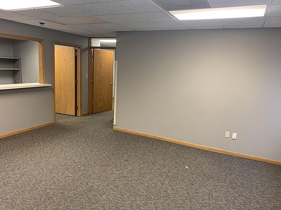 3rd image of 614 Dakota Ave #103