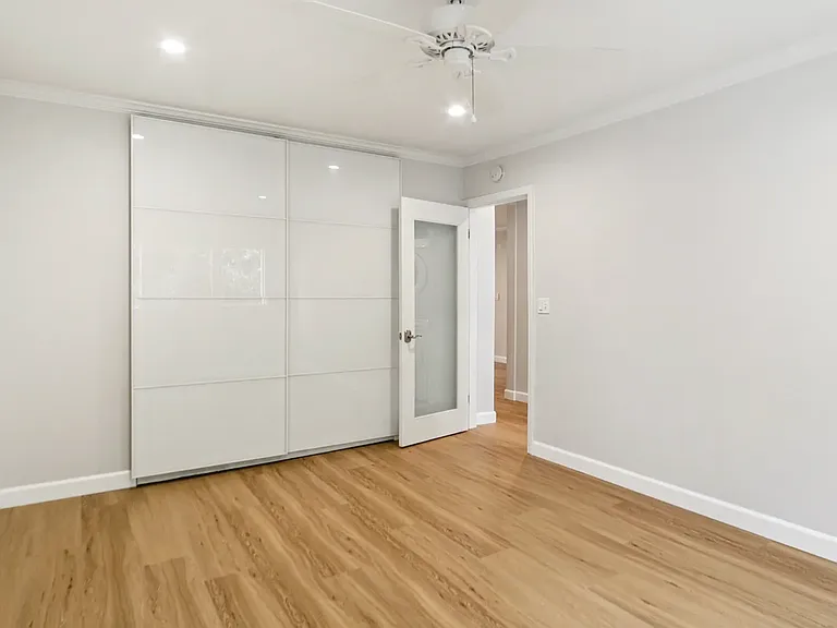 1275 Havenhurst Dr #7 — Photo 13