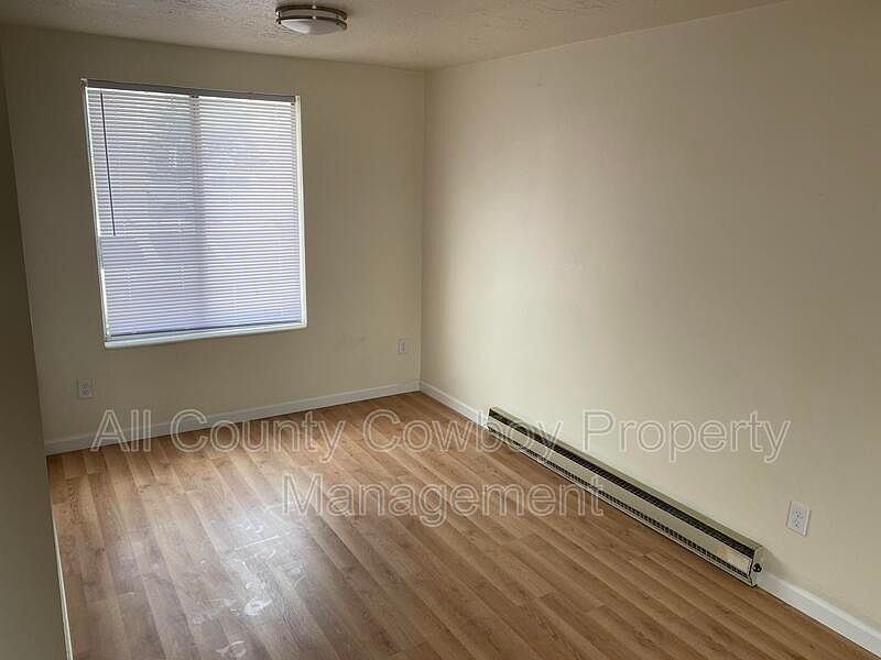 704 Ferris Ct Rawlins, WY Zillow Apartments for Rent in Rawlins