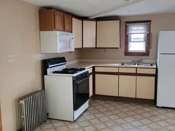 29 Walnut St Floor 2, Auburn, NY 13021