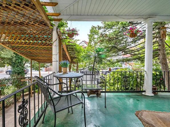 455 East 28th Street image 4 of 28