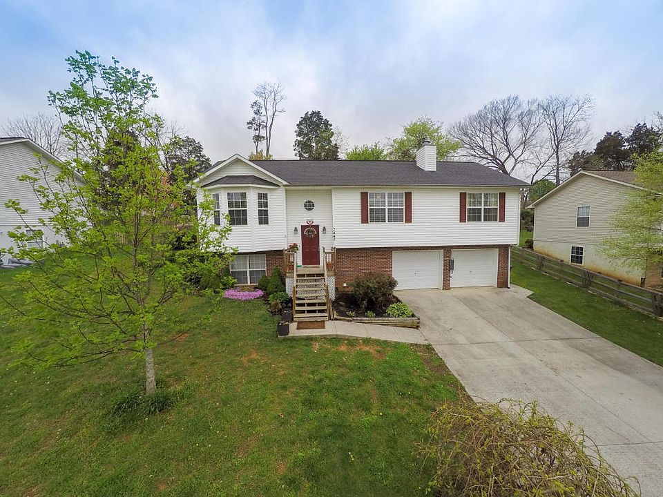 1st image of 7443 Twin Brooks Blvd