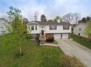 7443 Twin Brooks Blvd, Knoxville, TN 37918