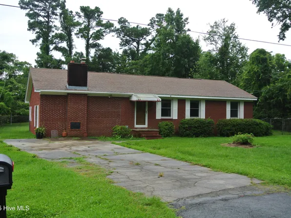 213 Russell Street, Beaufort, NC 28516