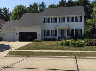 13002 Clark St, Clive, IA 50325