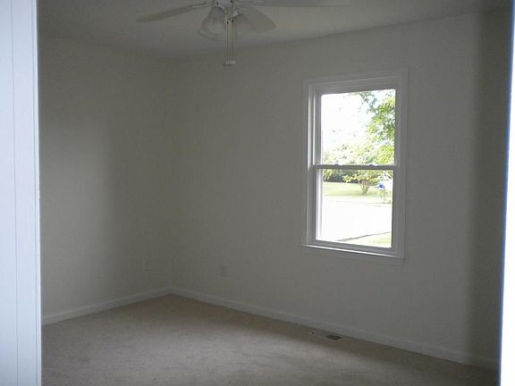 2nd image of 6722 Huntland Dr