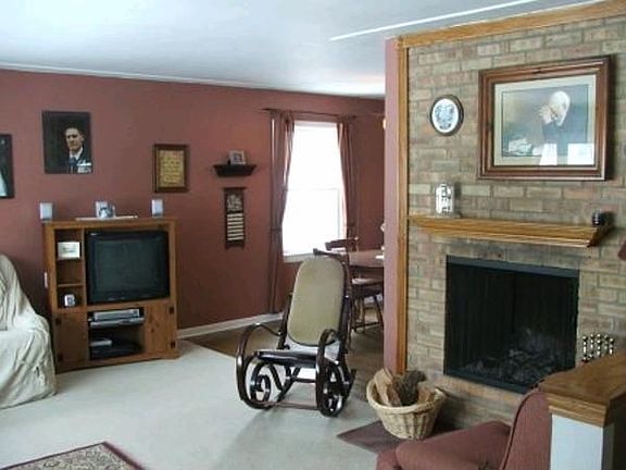 Living room with fireplace