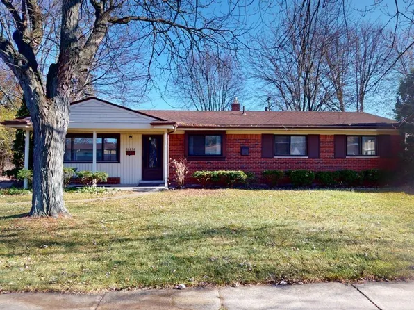 36234 Nitchun St, Clinton Township, MI 48035