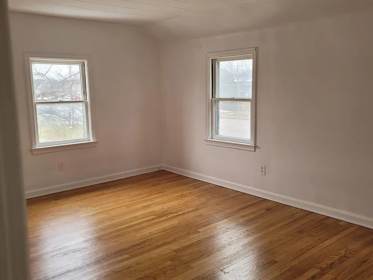 1160 W Hill Rd — Photo 23
