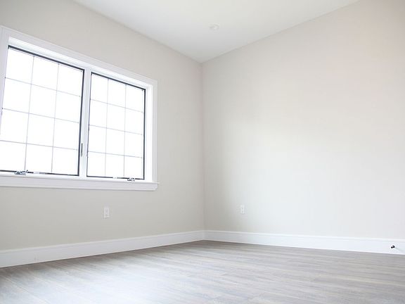 5th image of 30-38 Steinway St Floor 3