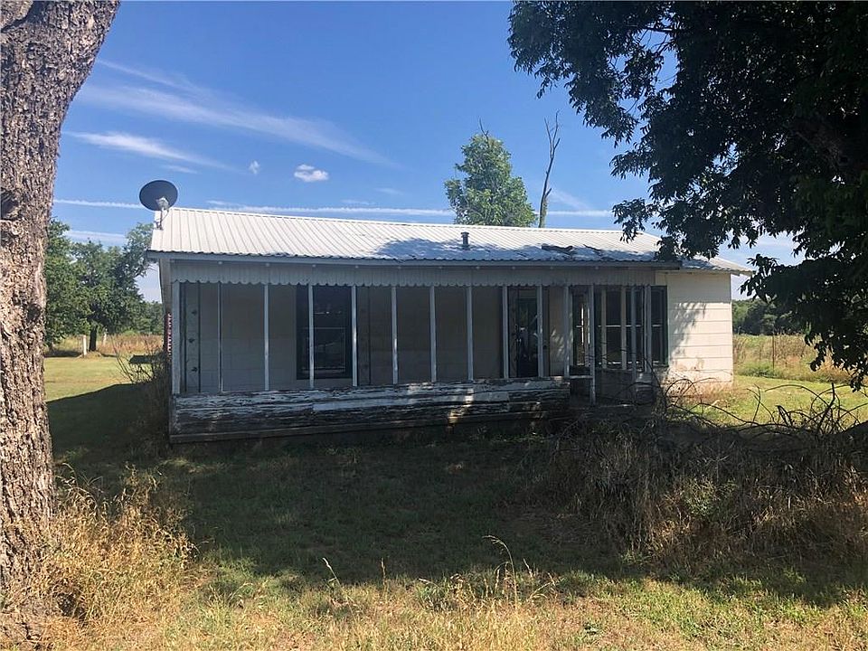 1st image of 612 Corrigan Ave