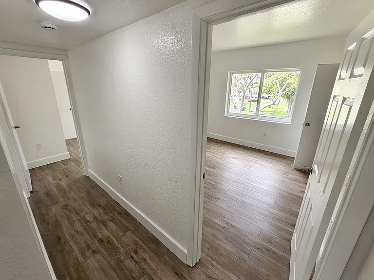 450 NW 84th St #1 — Photo 31