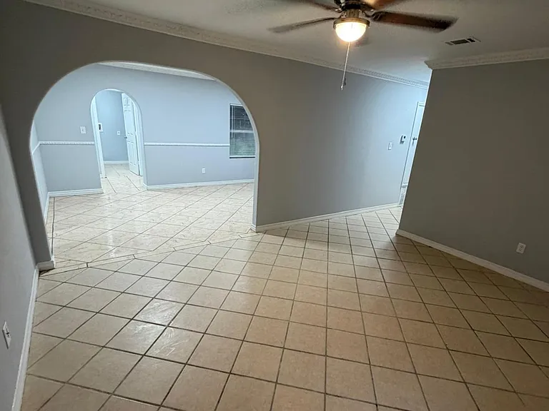 4124 Tugas St — Photo 10