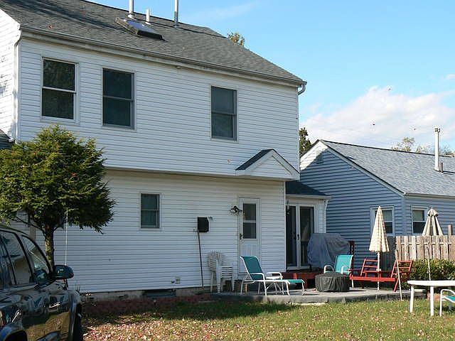 2nd image of 48 Elizabeth St