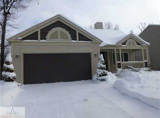 5631 Ellendale Dr, Lansing, MI 48911