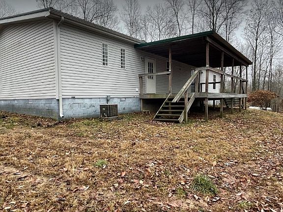 3rd image of 150 Hickory Ln