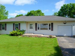 404 W Central Ave, Thomasboro, IL