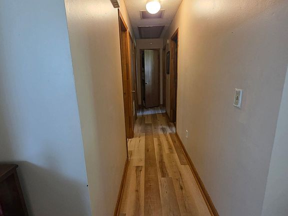 3rd image of 113 Durham St