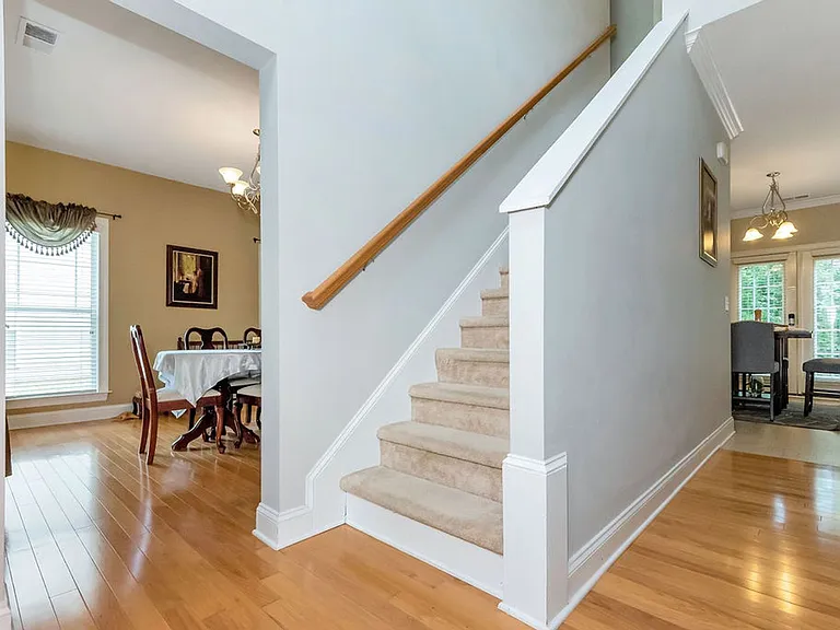 7012 City View Dr — Photo 6
